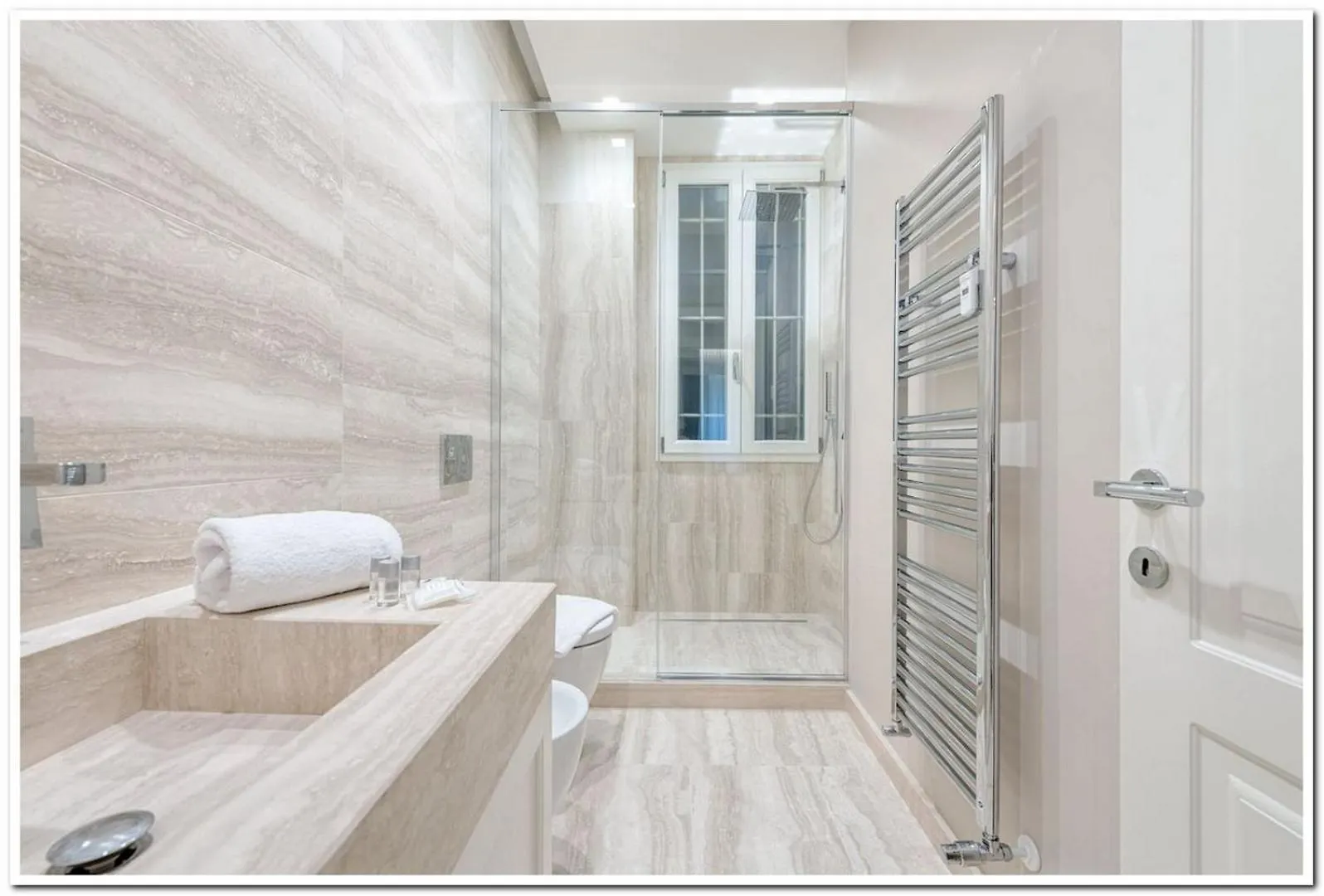 3Br Awesome Apartment In Firenze - What'App - 0039-3512-039-610 - For Reservations! 0*, Florence Italy