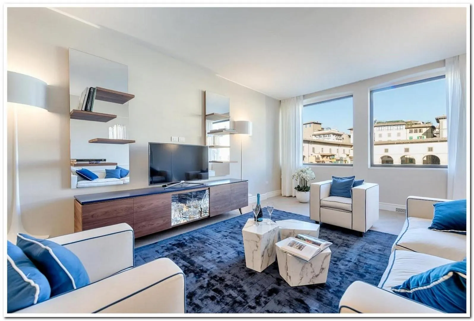 3Br Awesome Apartment In Firenze - What'App - 0039-3512-039-610 - For Reservations! Italy