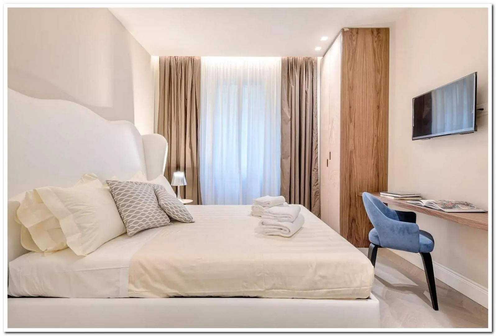 3Br Awesome Apartment In Firenze - What'App - 0039-3512-039-610 - For Reservations! Florence
